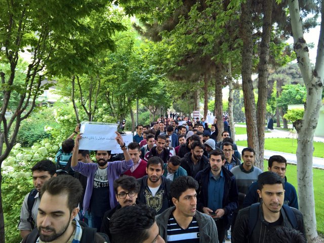 اعتراض دانشجویان دانشگاه تربیت مدرس به مشکلات صنفی وارد چهارمین روز شد
