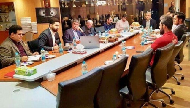 اولین نشست هیات رئیسه والیبال/ سکوت همیشه خوب نیست!