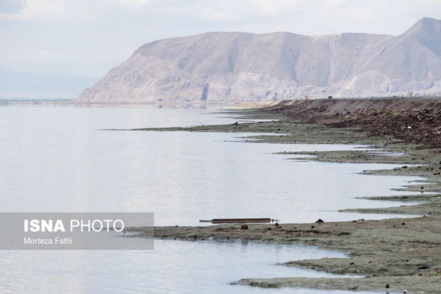 برگزاری دوره آموزشی توسعه کشت گیاهان دارویی کم آب‌بر در حوضه آبریز دریاچه ارومیه