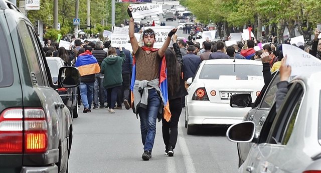 ادامه تظاهرات در ارمنستان علیه انتصاب نخست وزیر جدید