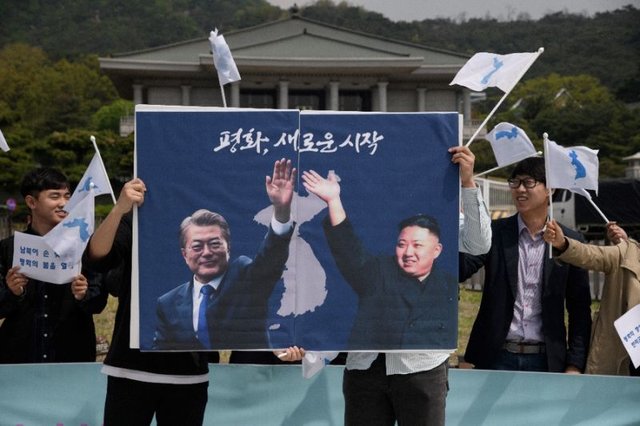 برنامه‌های رهبران دو کره برای دیدار روز جمعه/"اون" پای پیاده به دیدار "این" می‌رود