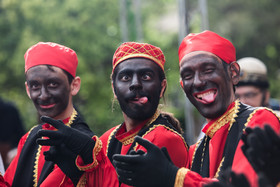 سیاهان نمایش روحوضی، شور و اشتیاق خود از  پانزدهمین جشن خانه تئاتر را اینطور نشان میدهند