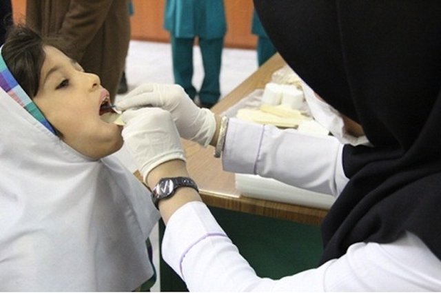 اجرای طرح پیشگیری از پوسیدگی دندان در مدارس مناطق محروم