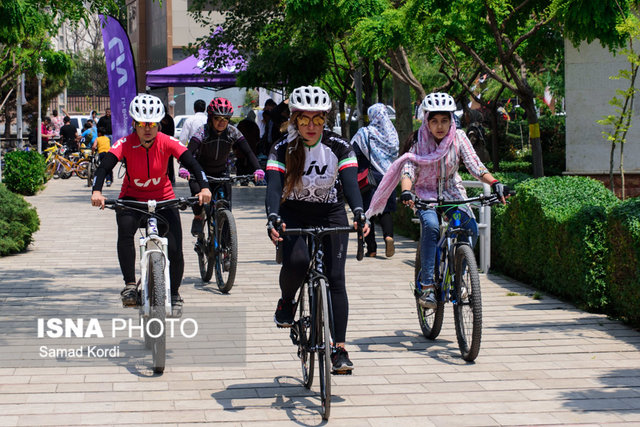 پیگیری وضعیت دوچرخه‌سواری بانوان توسط رییس هیئت دوچرخه‌سواری خراسان رضوی