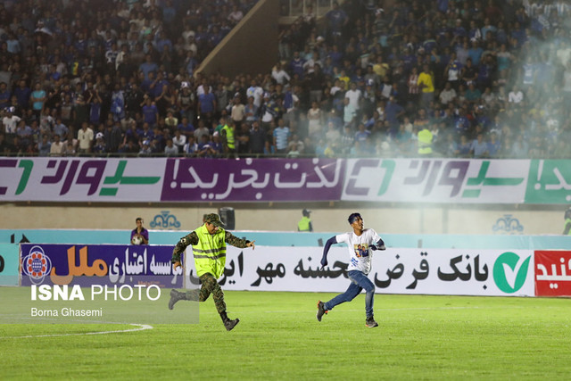 مدال حسینی و چشمی به سرقت رفت!