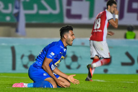 فینال جام حذفی فوتبال بین تیم‌های استقلال تهران و خونه به خونه مازندران - ورزشگاه نفت و گاز خرمشهر