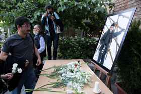 ادای احترام عکاسان مطبوعاتی به عباس عطار