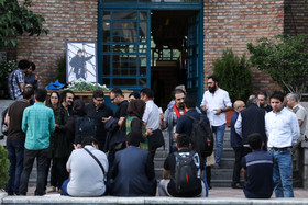 ادای احترام عکاسان مطبوعاتی به عباس عطار