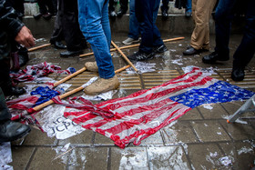 تجمع اعتراضی دانشجویان در واکنش به خروج آمریکا از برجام 