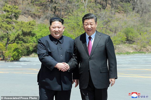 درخواست اون از چین برای لغو زودهنگام تحریم‌ها علیه کره شمالی