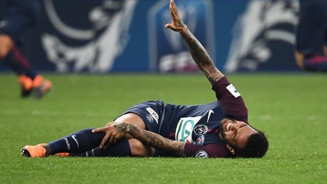 بازگشت دنی آلوس به تمرین PSG