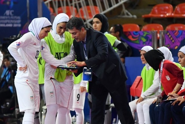 واکنش علی صانعی به بلاتکلیفی تیم ملی فوتسال زنان