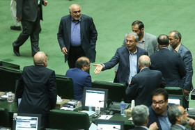 علی ربیعی، وزیر کار، تعاون و رفاه اجتماعی جهت پاسخ به سوالات نمایندگان در جلسه علنی مجلس شورای اسلامی حضور یافت.