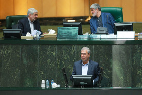 علی ربیعی، وزیر کار، تعاون و رفاه اجتماعی جهت پاسخ به سوالات نمایندگان در جلسه علنی مجلس شورای اسلامی حضور یافت.
