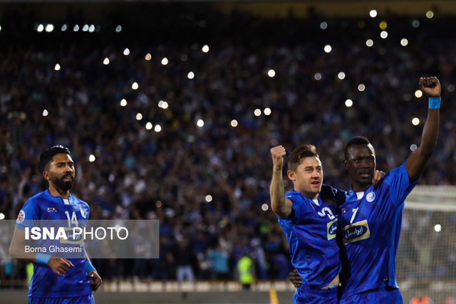 تیام بهترین بازیکن دیدار استقلال و ذوب آهن شد