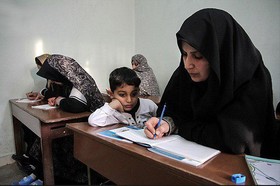۵ استان دارای بیشترین بیسواد/ ۲ میلیون ایرانی تنها تا «سوم ابتدایی» درس خوانده‌اند