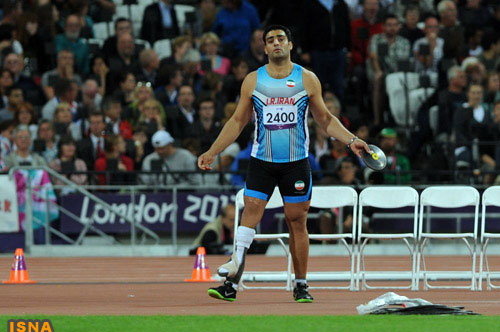 سپهوند: با مینیسک پاره قهرمان شدم