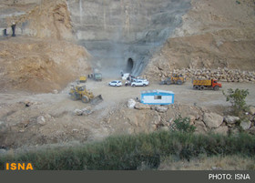 تونل سوم کوهرنگ تا ۲ سال آینده به بهره‌برداری می‌رسد/ بازنگری در طرح بهشت آباد
