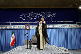 لشکر جوانان مؤمن و انقلابی وارد میدان مطالبه آرمان‌های انقلاب شوند