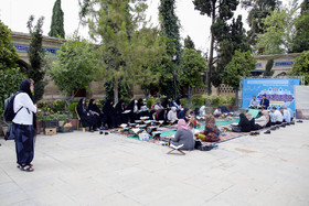 مراسم جزء خوانی قرآن در آرامگاه حافظیه شیراز