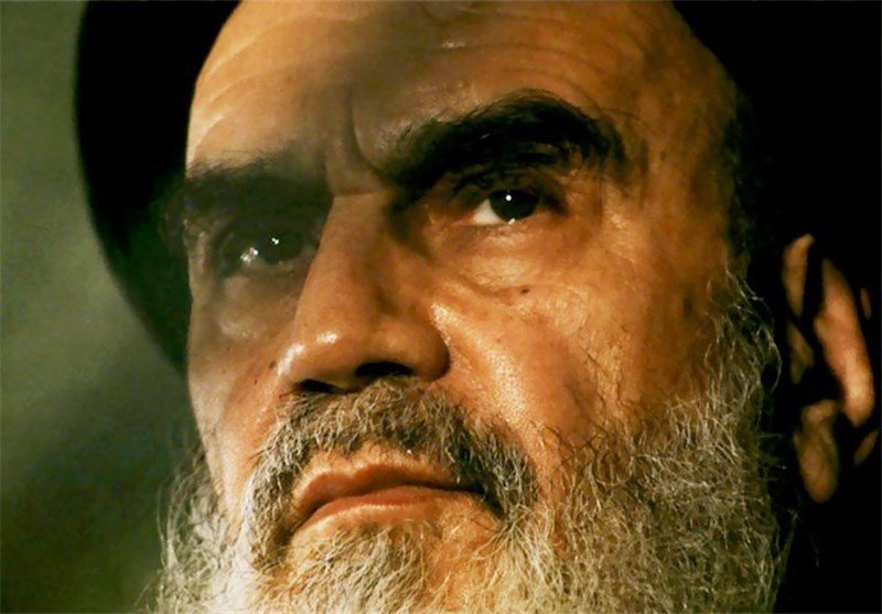 امام راحل فصل جدیدی از تحول را در تاریخ ایران و بشریت آغاز کرد