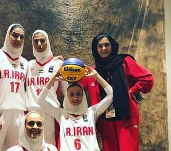 بیک لیک لی: باید مثل تیمهای حرفهیی عمل کنیم/ به سن نمیتوانم توجه کنم نیکا بیک لیک لی