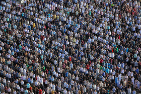 نماز عید فطر در حرم مطهر رضوی‎