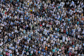 نماز عید فطر در حرم مطهر رضوی‎