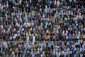 نماز عید فطر در حرم مطهر رضوی‎