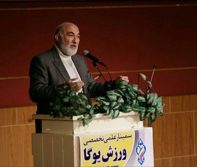 گردهمایی بزرگ یوگا در بام تهران