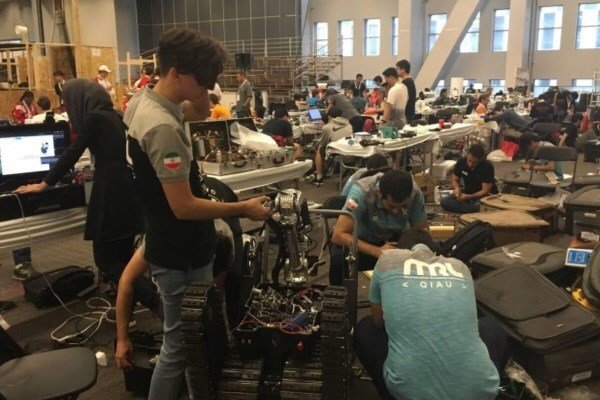 موفقیت تیم رباتیک دانشگاه آزاد  در مسابقات جهانی مونترال