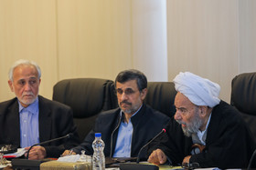 محمود احمدی نژاد در جلسه امروز مجمع تشخیص مصلحت نظام