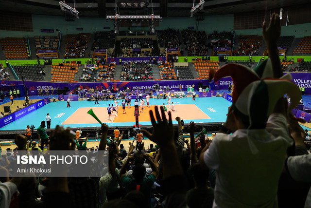 تماس فدراسیون والیبال ایران با FIVB درباره قانون بازنشستگی/ منظمی: فقط اساسنامه را خواستیم