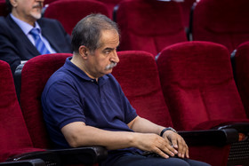 اسدلله امرایی مترجم در مراسم اولین سالگرد درگذشت کورش اسدی