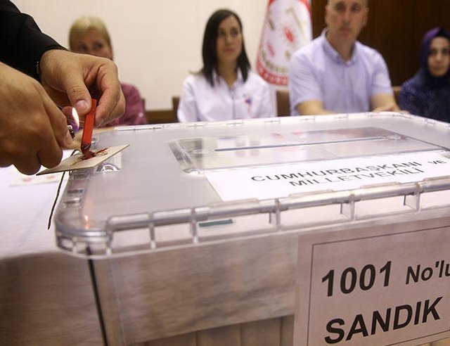 آغاز شمارش آرای انتخابات در ترکیه