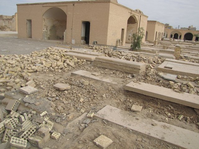 ساماندهی مظلوم‌ترین قبرستان تاریخی یزد در گروی اخذ سند