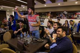 تماشای بازی ایران و پرتغال در رشت