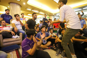 تماشای بازی ایران پرتغال در هتل هرمز بندرعباس‎