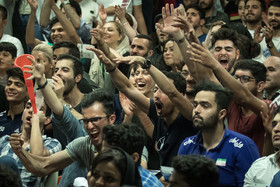 تماشای بازی ایران و پرتغال - تهران خیابان جمهوری پردیس چارسو