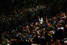 تماشای بازی ایران و پرتغال - استادیوم آزادی