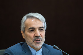 نوبخت سخنگوی دولت در نشست خبری با خبرنگاران؛ این نشست سه ساعت و نیم به طول انجامید .