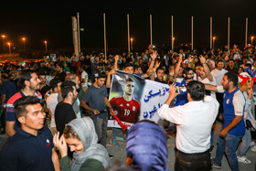 حضور هواداران تیم ملی فوتبال ایران جهت استقبال از ملی‌پوشان در فرودگاه بین المللی امام خمینی(ره)