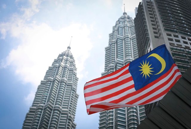 توقیف اموال نخست وزیر سابق مالزی