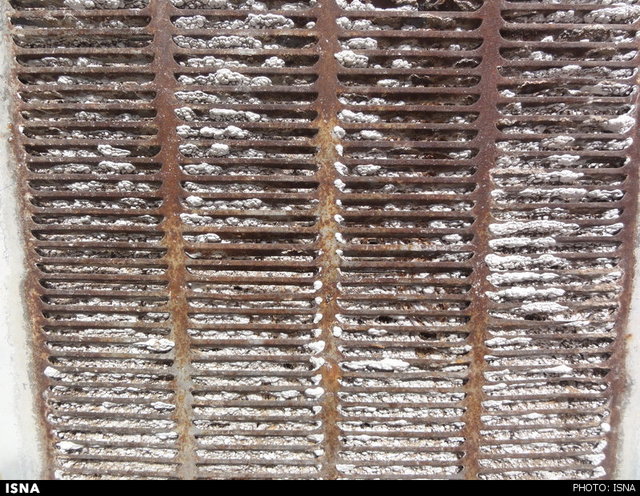 غولی آهنی که یک‌سوم آب شرب سمنان را می‌مکد