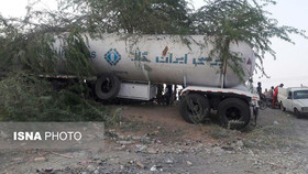 ۶ کشته و زخمی نتیجه ورود تانکر گاز به سوپرمارکت در میناب