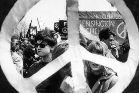 ویدئو / تاریخچه شکل‌گیری و گسترش «نماد صلح»