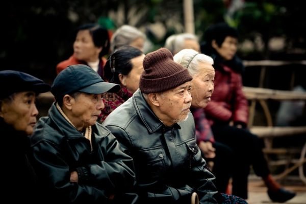 نسبت سالمندان در جمعیت جهان رو به افزایش است