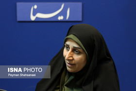 اصفهان با استانداردهای حضور زنان فاصله دارد