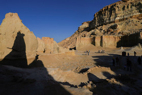  از نظر علمی «دره ستارگان» بر اثر فرسایش آب‌های سطحی، بارش‌های رگباری فصلی و طوفان‌ها در طول گذر زمان به وجود آمده است و باعث به وجود آمدن شکل‌های جالب در کوه‌ها و سنگ‌های این منطقه شده است.