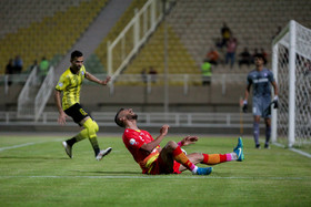 هفته اول لیگ برتر دیدار تیم های فوتبال فولاد خوزستان و پارس جنوبی جم در ورزشگاه غدیر اهواز